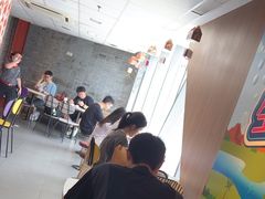 -麦当劳(中山大道中店)