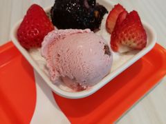 草莓雪山-满记甜品(荟聚购物中心店)