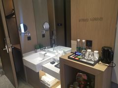 -乔治莫兰迪酒店(济南解放路山东大学店)