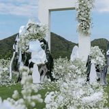 三亚婚礼丨镜面高级艺术装置 不动声色的美 | 草坪婚礼