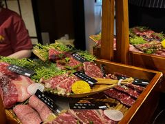 -山川小町·极番烧肉(新地假日广场店)
