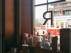 靠窗位-星巴克臻选(北京前门大街店)