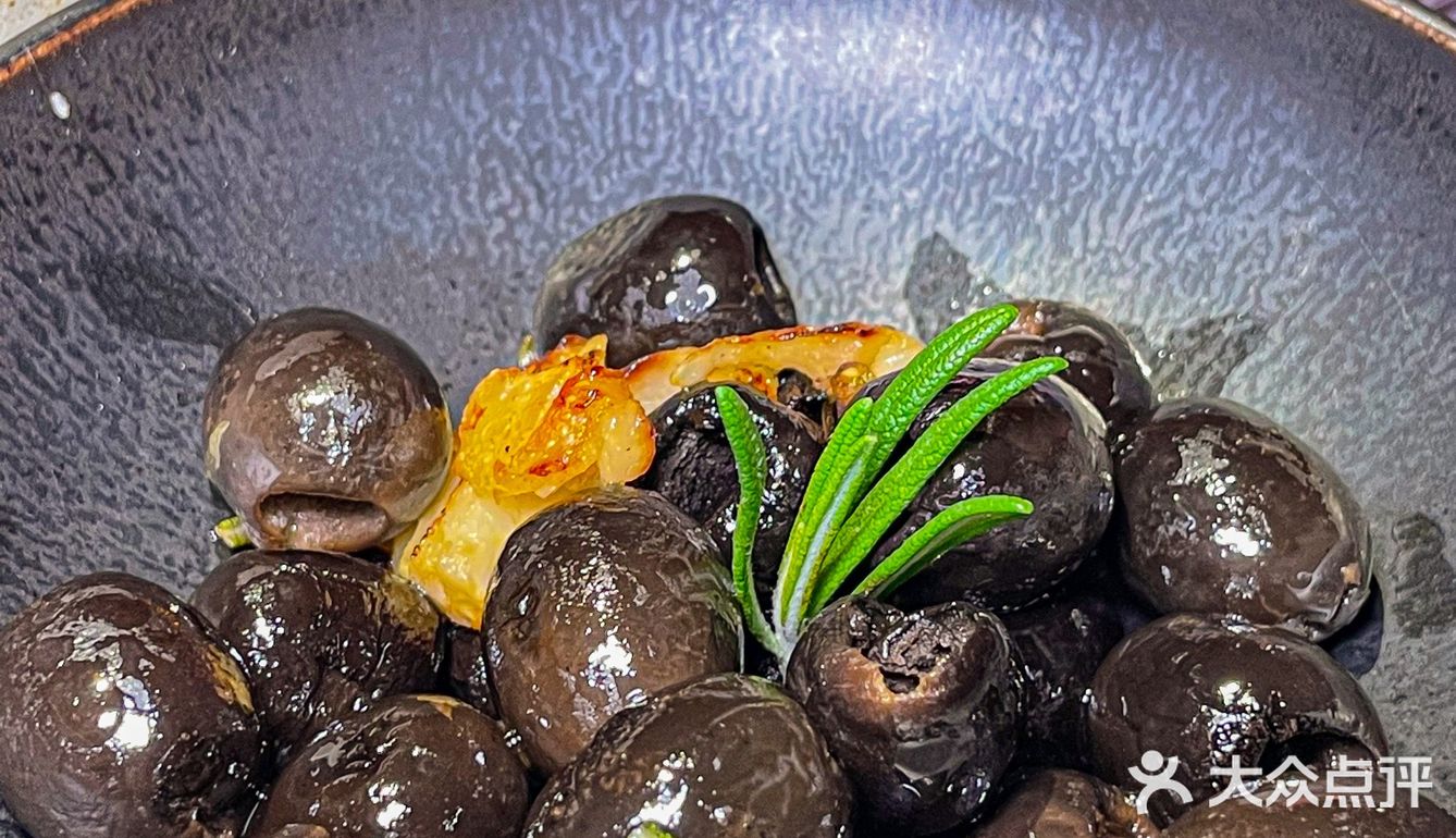 北京探店 | 一口爆珠的烤肉，真香‼️