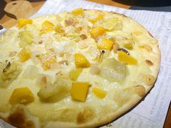 榴莲芒果披萨-秀·爱尔兰餐吧(上海路店)