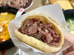 -闫家驴肉老店(华电一校店)