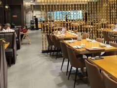 -乐忻皇朝(上海中心大厦店)