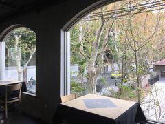-穹六人间 people 6(岳阳路店)