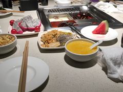 -海底捞火锅鲜切牛肉主题店(长寿路店)