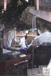-鬼手纹身小鬼店