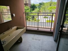 -人民广场-地下停车场