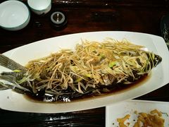油泼水库鱼-小仙居·农家宴烤羊· 农庄
