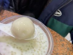 椰汁西米汤丸-百花传统甜品店(原址店)