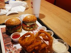 -The Habit Burger Grill 哈比特汉堡(复兴soho店)