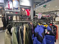 -唯品会(北京国瑞城店)