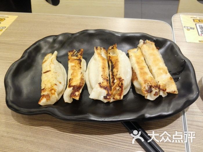 四海游龙台湾赞味坊(近铁广场店-台式原味锅贴图片-上海美食-大众