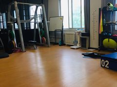 -悦动体能篮球羽毛球网球(三里河店)