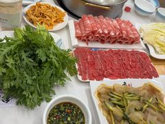 -朴小妹人参鸡汤火锅(长白山万达店)