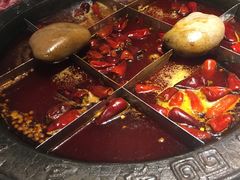 -九宫格重庆火锅(北国商城店)