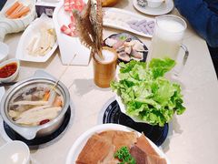-海上明月海鲜火锅 鲜切牛肉