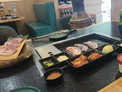 -臻牛烤肉