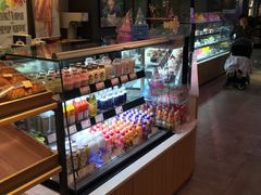 面包甜点陈列柜-巴黎贝甜(龙之梦购物中心虹口店)