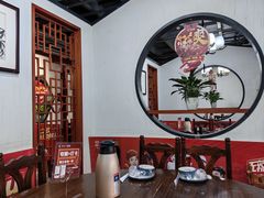 -乡土黄·鲜牛肉火锅·小龙虾(兴业街店)