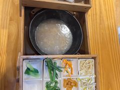 -勺子米线·云南传统小吃市集(四方街店)