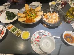 -江宴渔村·鱼鲜土菜(紫荆广场店)
