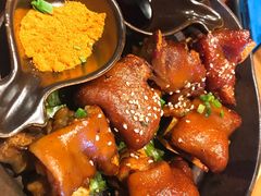 -云海肴·汽锅鸡·云南菜(天山百盛优客店)