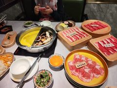 -一绪に寿喜烧自助(世茂广场店)
