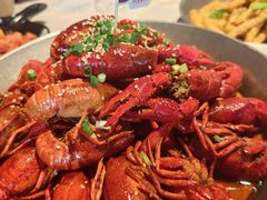 -巴厘龙虾·榜首油焖大虾(音乐学院·沿江酒馆店)