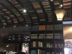 -钟书阁(松江泰晤士小镇店)