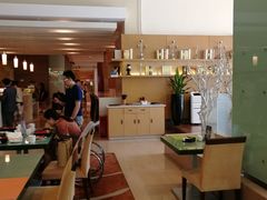 大堂-上海浦东假日酒店逸庭咖啡厅