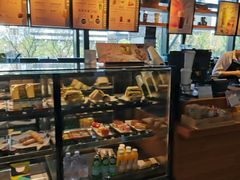 面包甜点陈列柜-星巴克臻选(北京银泰店)