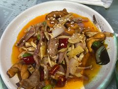 -忘忧草融合私房菜(红鼎国际店)