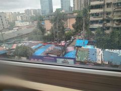 -维也纳酒店(成都春熙路李家沱地铁站店)