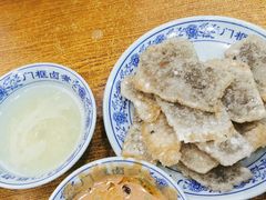 老北京炸灌肠-门框胡同百年卤煮(新街口店)