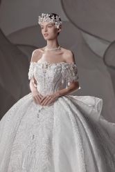 -欣薇婚纱(新源乐汇城店)