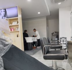 -Coo Hair salon