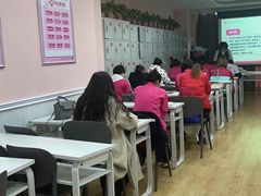 -爱月宝月嫂·育儿嫂(哈尔滨总店)