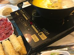 -鲜入围煮花胶鸡海鲜火锅