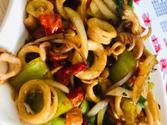 -覃记海鲜美食餐厅