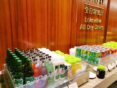 -南湖名都·景湖轩全日制餐厅·海鲜自助·东南亚风味·临湖而食