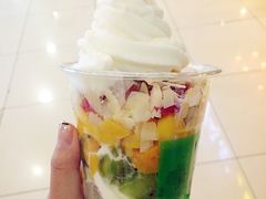 三佰瑞冻酸奶店(西直门凯德MALL店)-三佰瑞冻酸奶(凯德MALL店)