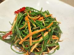 沙葱拌豆干-汉水谣·江景餐厅(江滩店)