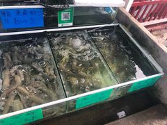 -拉威海鲜市场
