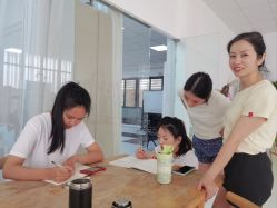 -OM瑜伽教练培训学院