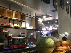 -万利隆·活力烘焙(人民路店)