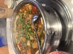 -牟记江湖重庆地标特色菜鱼蛋海鲜羊蝎子(巴南区黑金冠十多年好店)