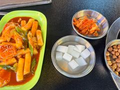 鱼饼火山炒年糕-包装马车·韩国料理·포장마차